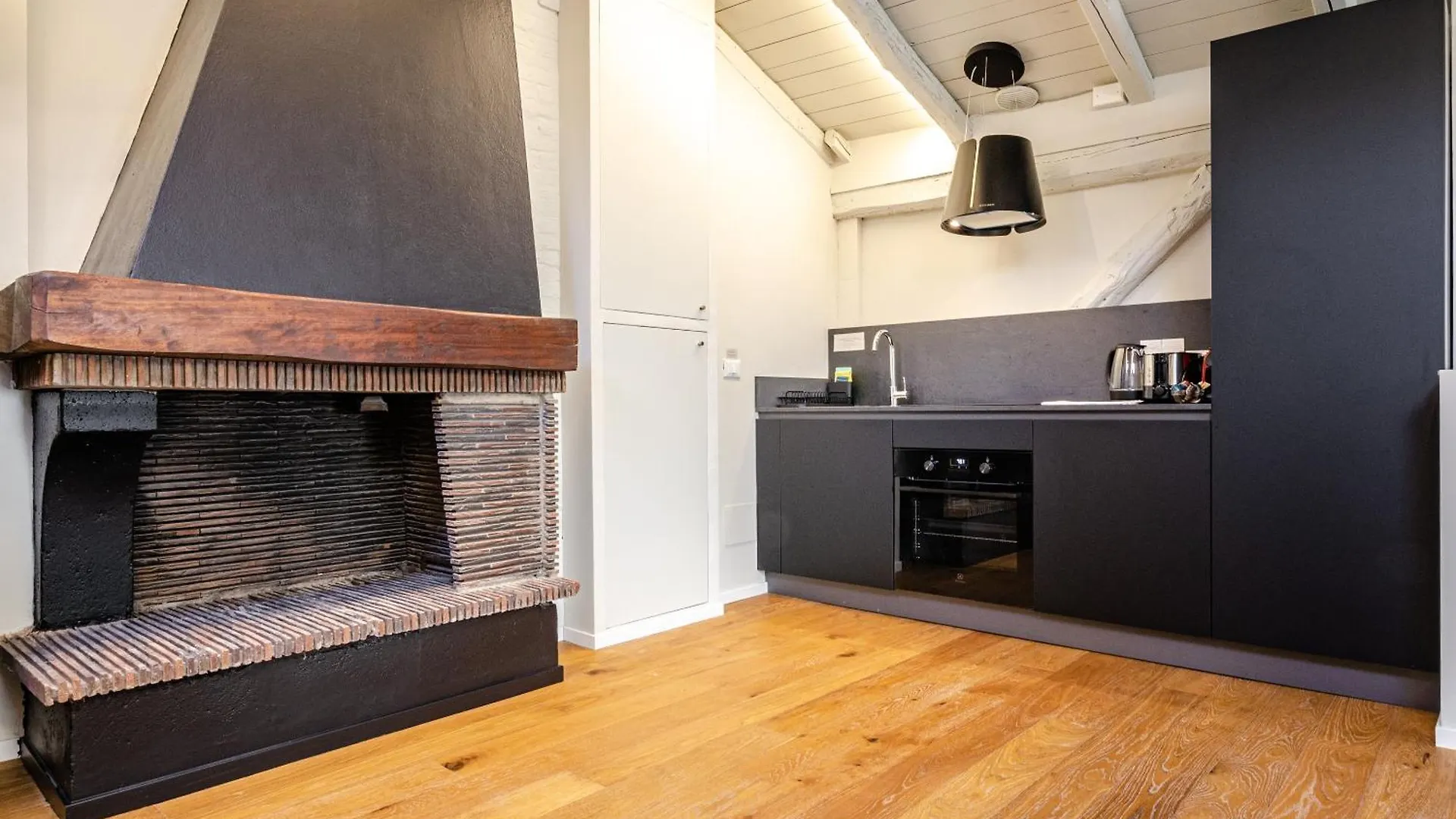 Portanova Loft Apartment Bologna Italy