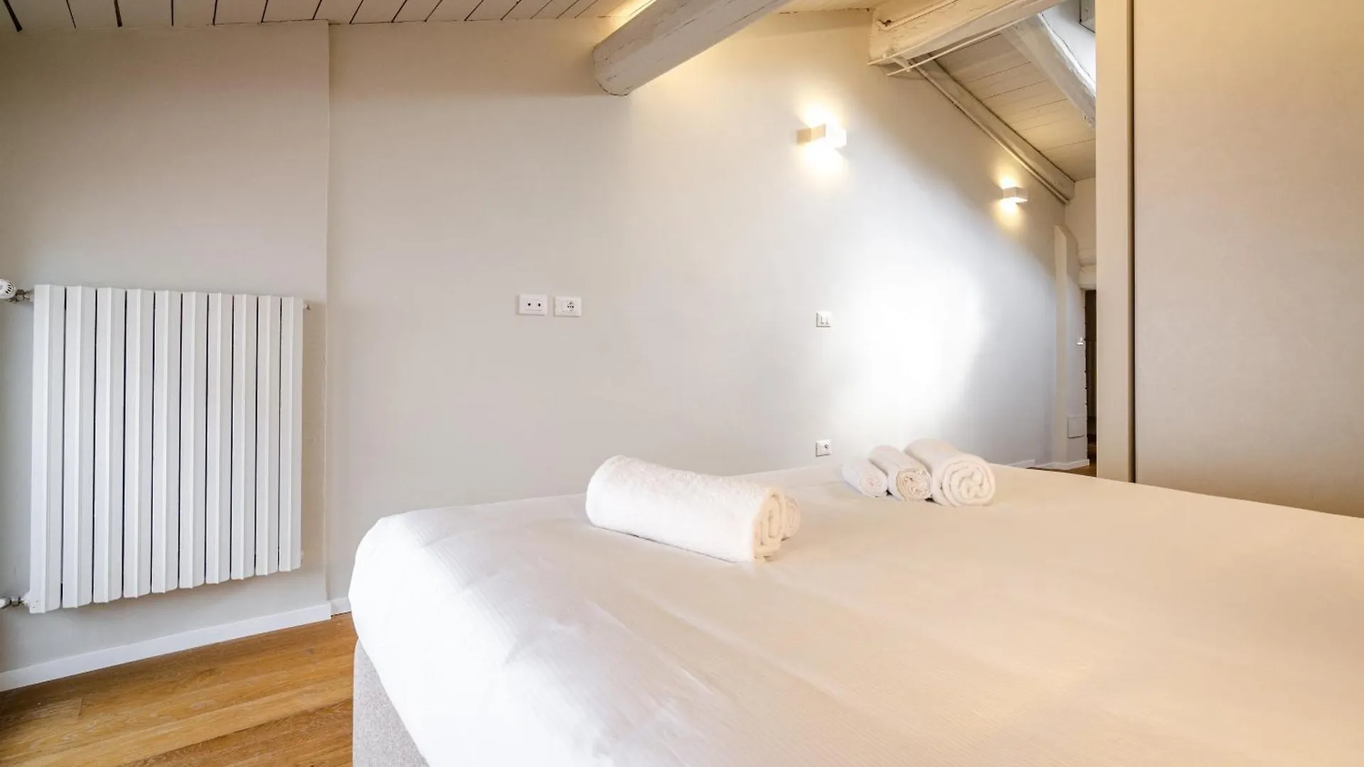 Portanova Loft Apartment Bologna Italy