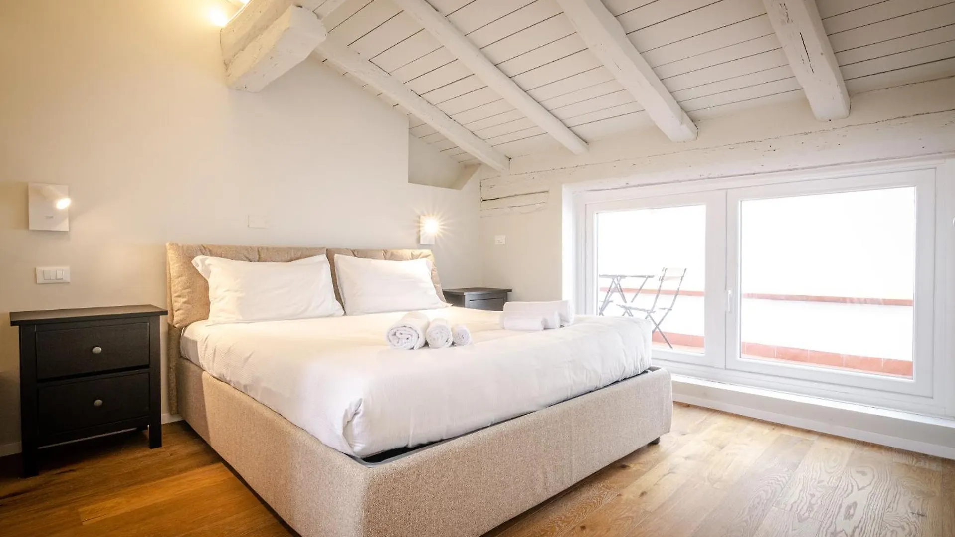 Portanova Loft Apartment Bologna 0*,